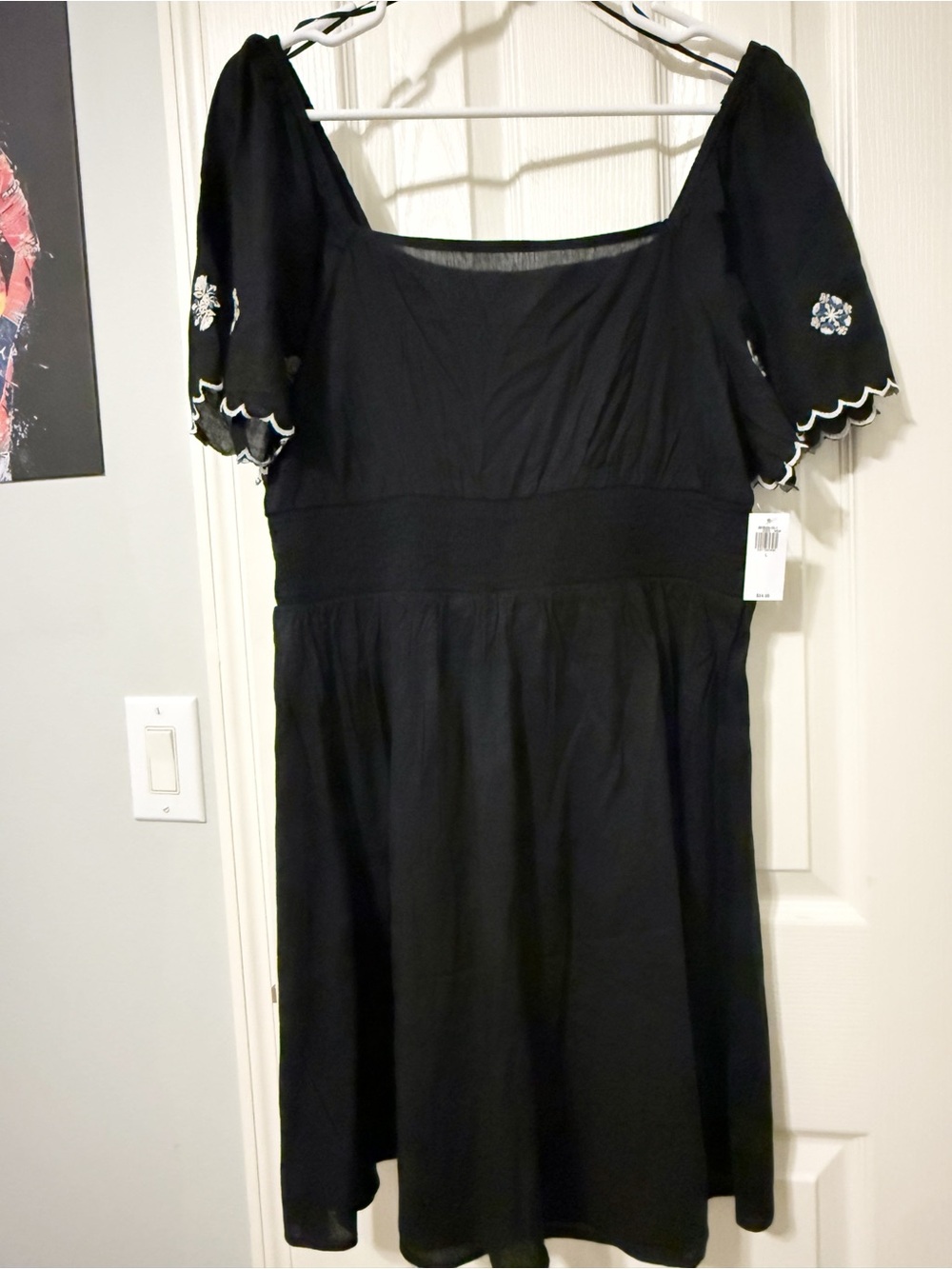 Old Navy Black Square-Neck Puff Sleeve Dress with White Scallop Trim